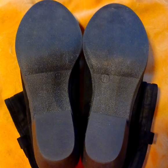 Arizona Jean Co. Women's Gianna Pull on Booties. Excellent Pre-owned Condition! - Picture 5 of 6